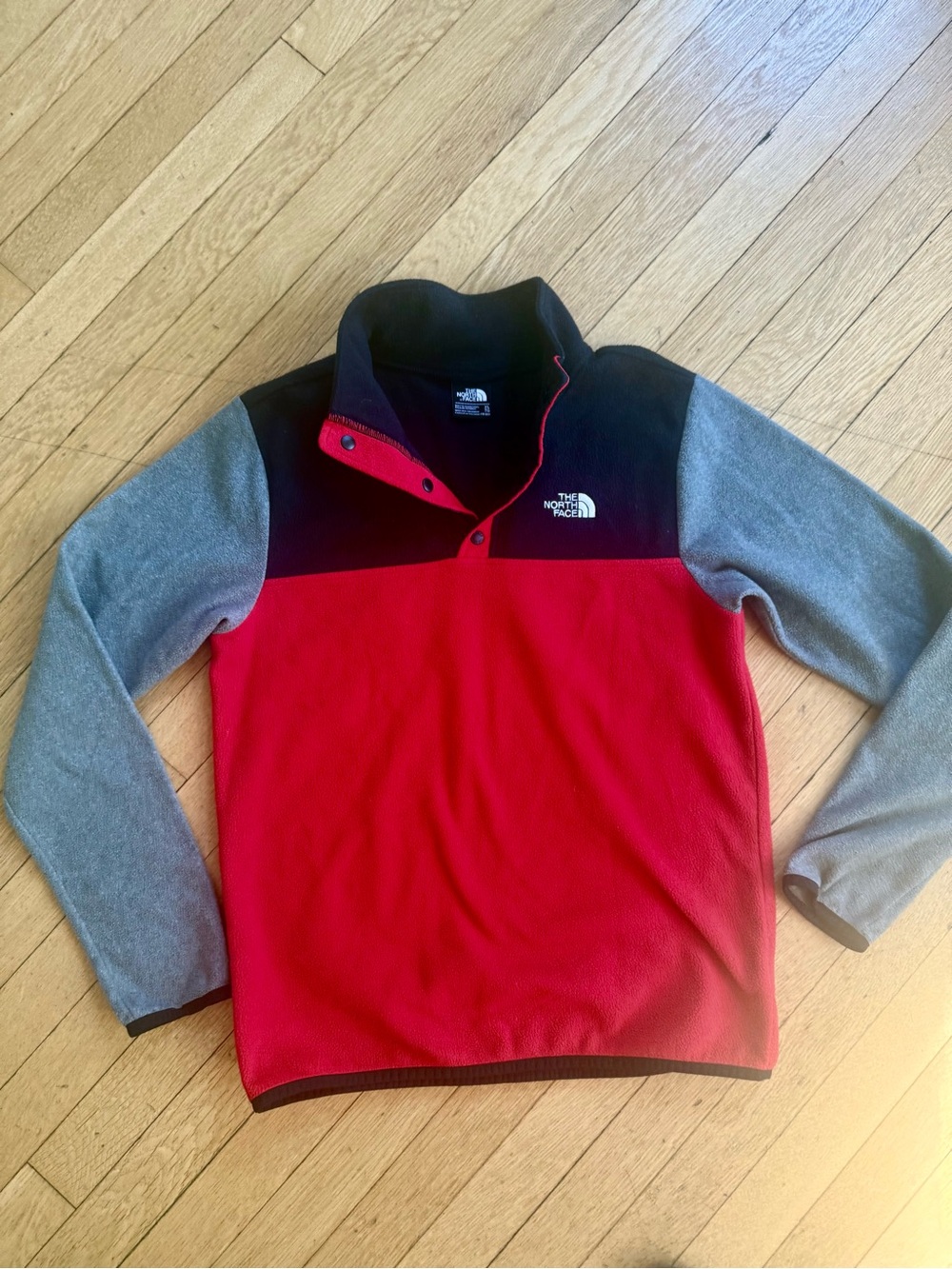 THE NORTH FACE RED KIDS B GLACIER 1/4 SNAP Large (18-20)